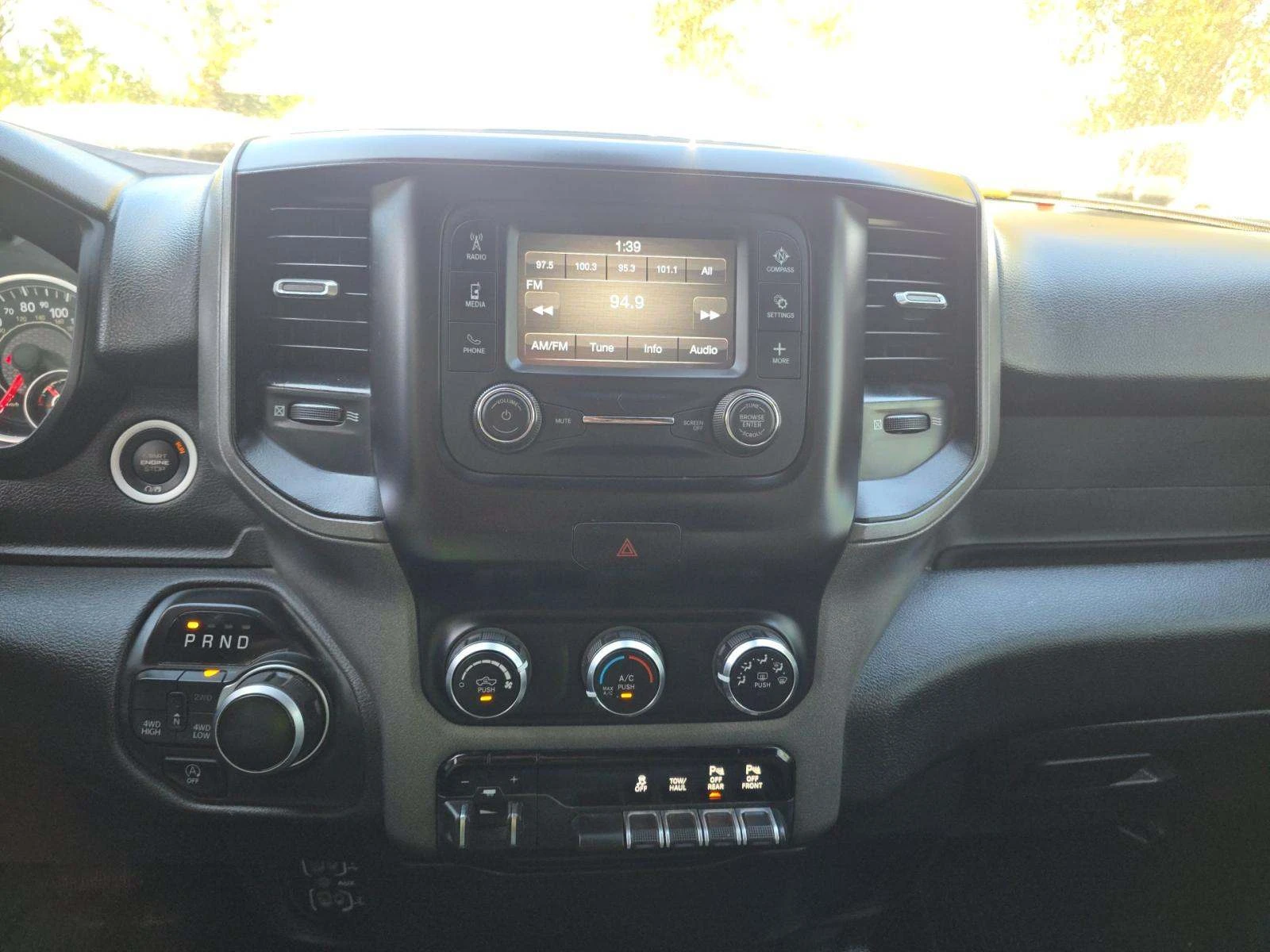 Dodge RAM 1500 Tradesman 5.7 HEMI - изображение 7