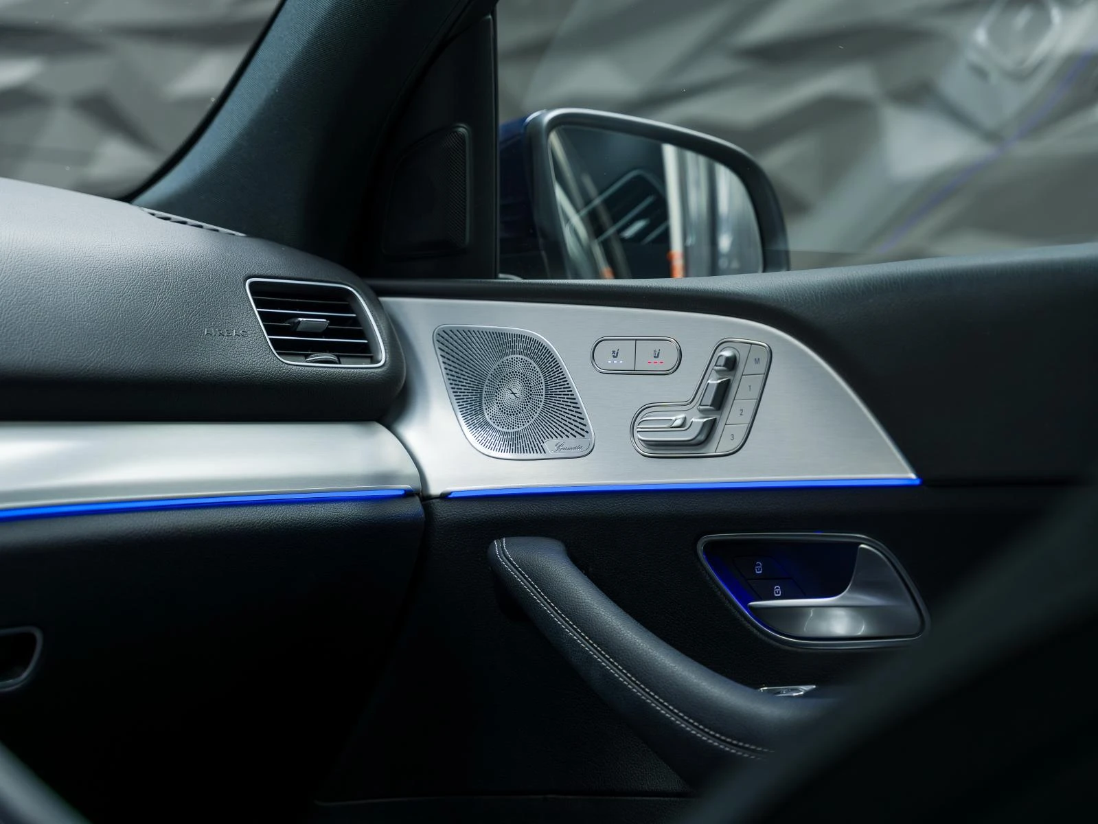 Mercedes-Benz GLE 350* 4MATIC* BURM* Обдухв* 360CAM* 7 SEATS* MASSAG - изображение 10