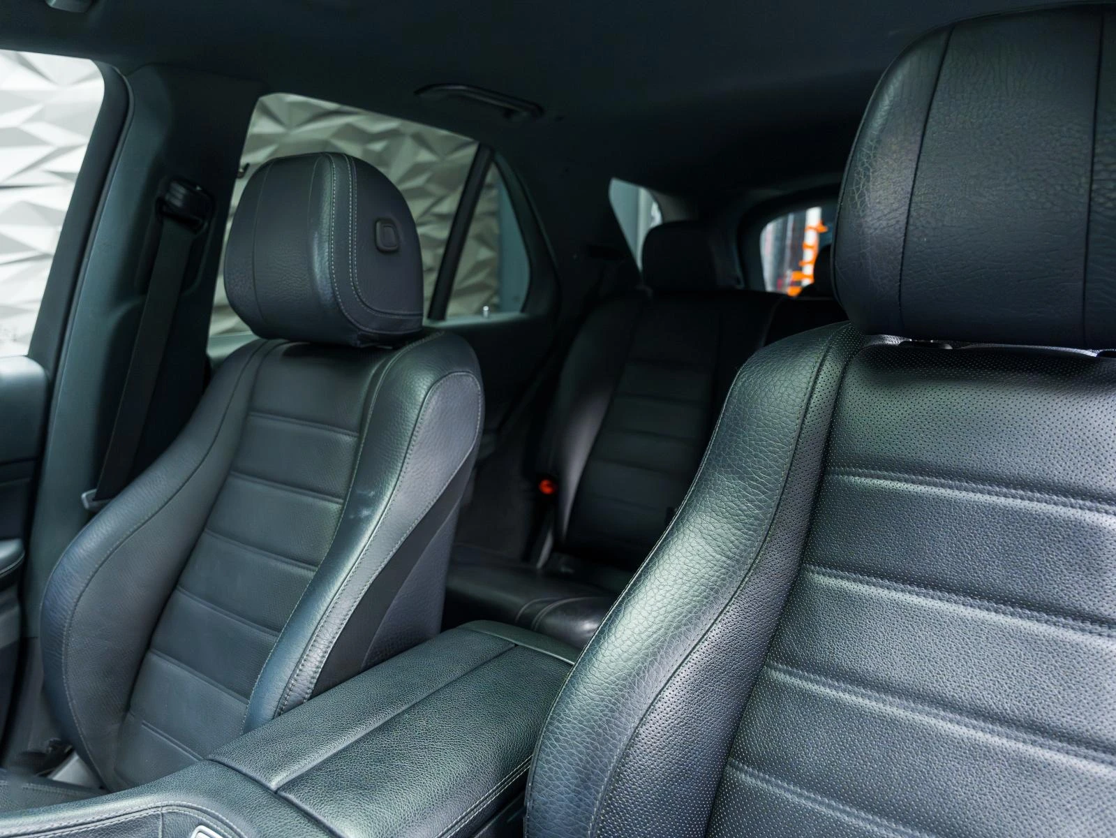 Mercedes-Benz GLE 350* 4MATIC* BURM* Обдухв* 360CAM* 7 SEATS* MASSAG - изображение 9