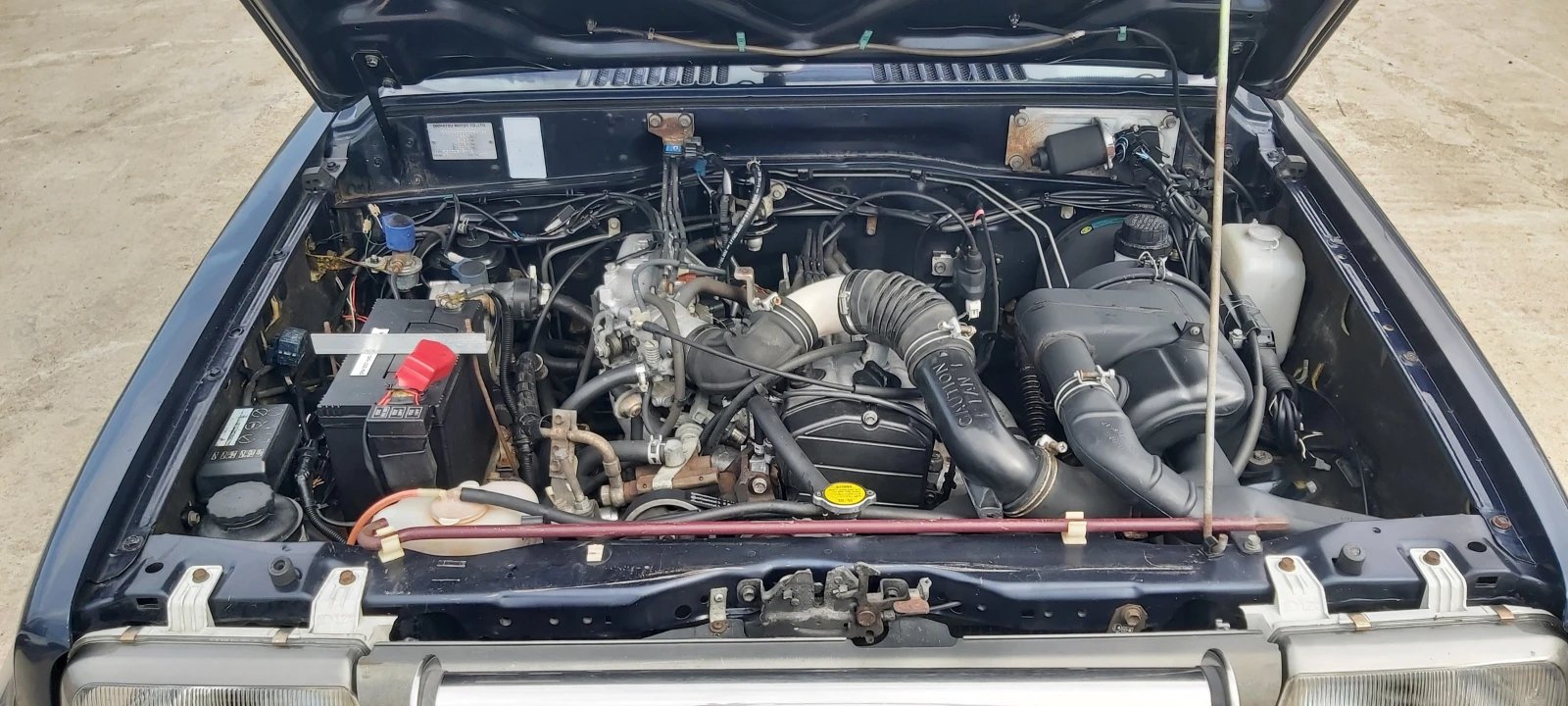 Daihatsu Feroza 1.6i-16V-ITALIA-GAZ, снимка 11 - Автомобили и джипове - 53725497