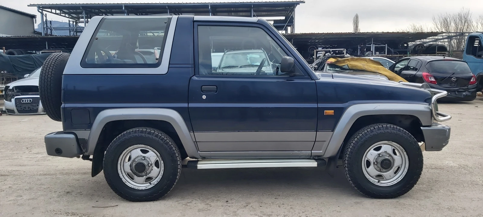 Daihatsu Feroza 1.6i-16V-ITALIA-GAZ, снимка 4 - Автомобили и джипове - 53725497