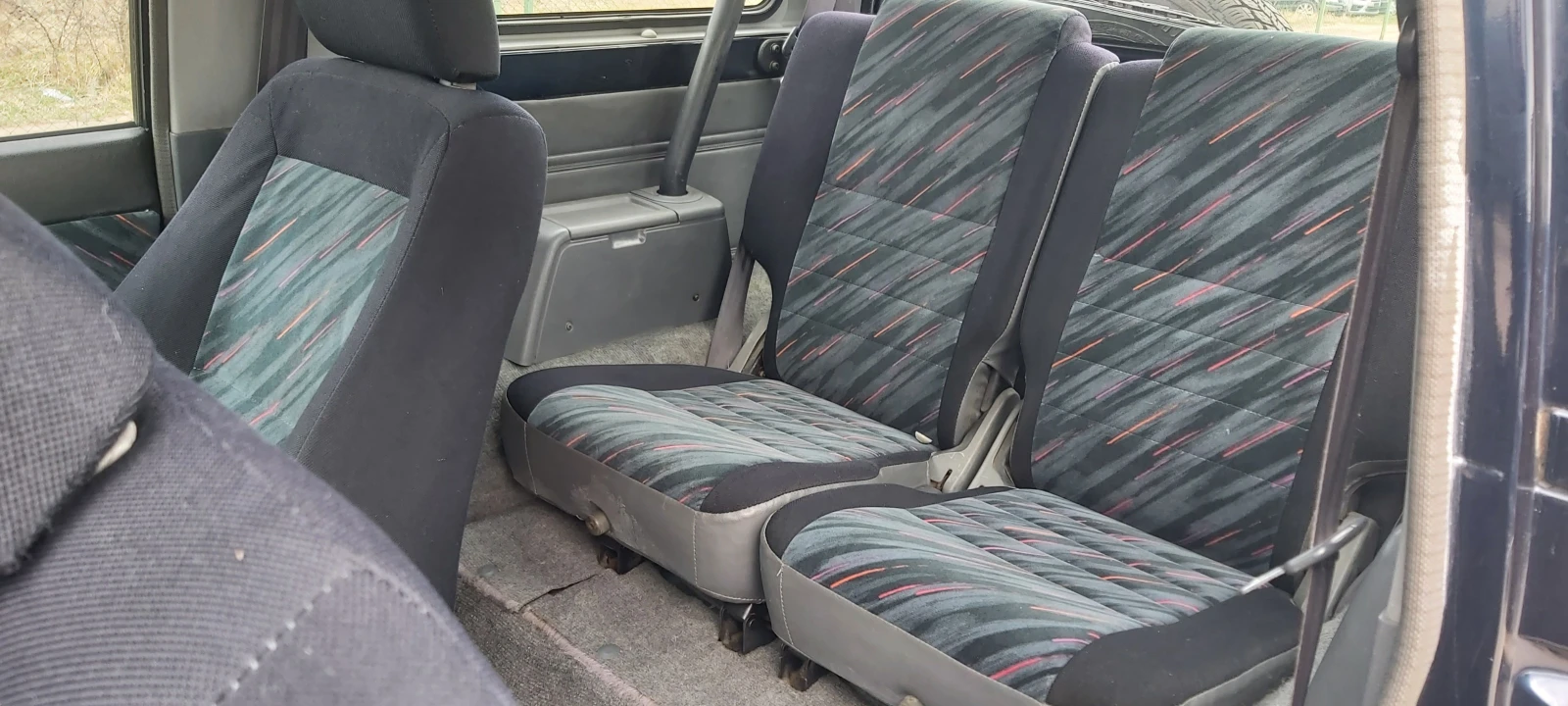 Daihatsu Feroza 1.6i-16V-ITALIA-GAZ, снимка 14 - Автомобили и джипове - 53725497