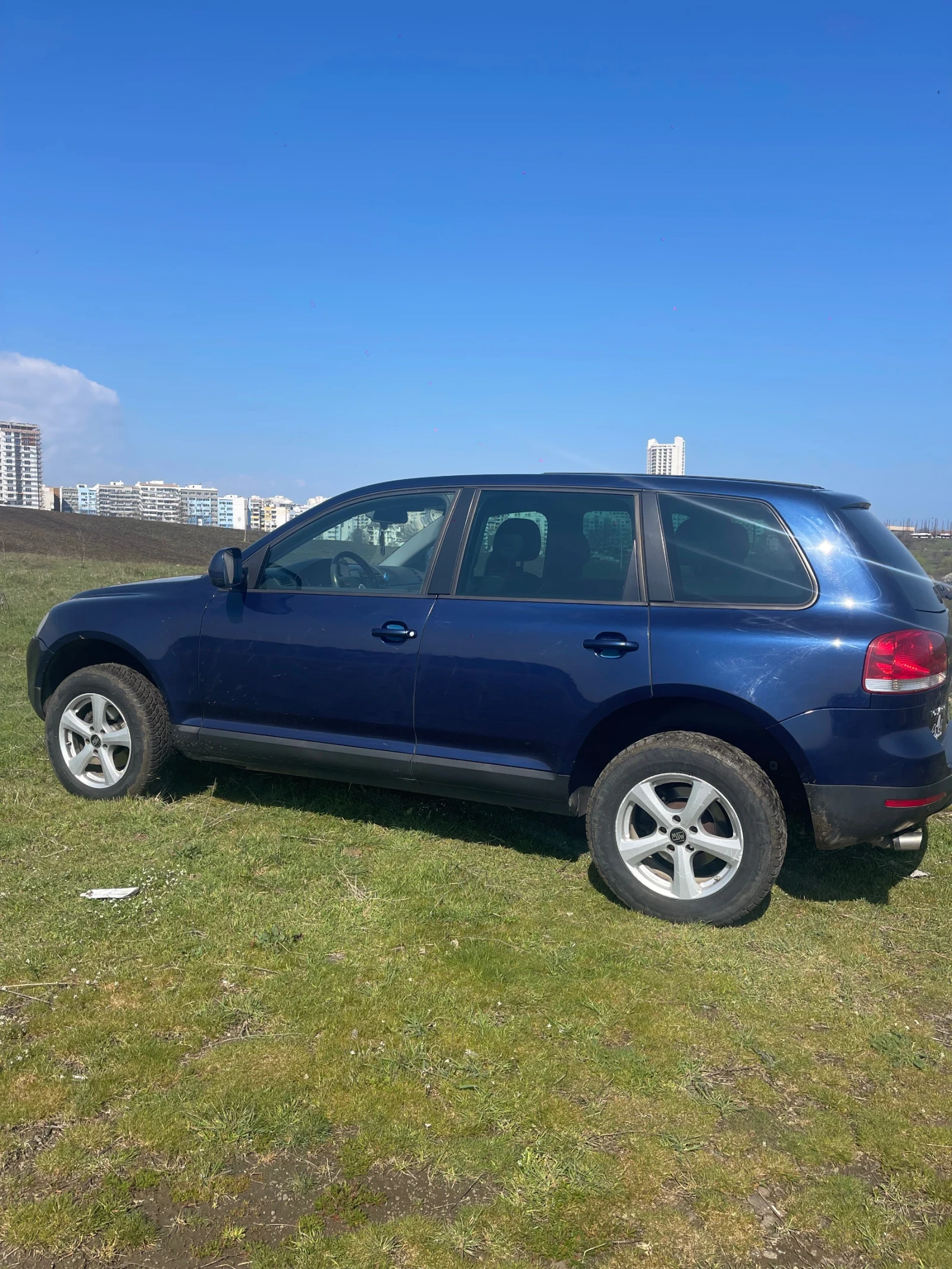 VW Touareg, снимка 2 - Автомобили и джипове - 53973562