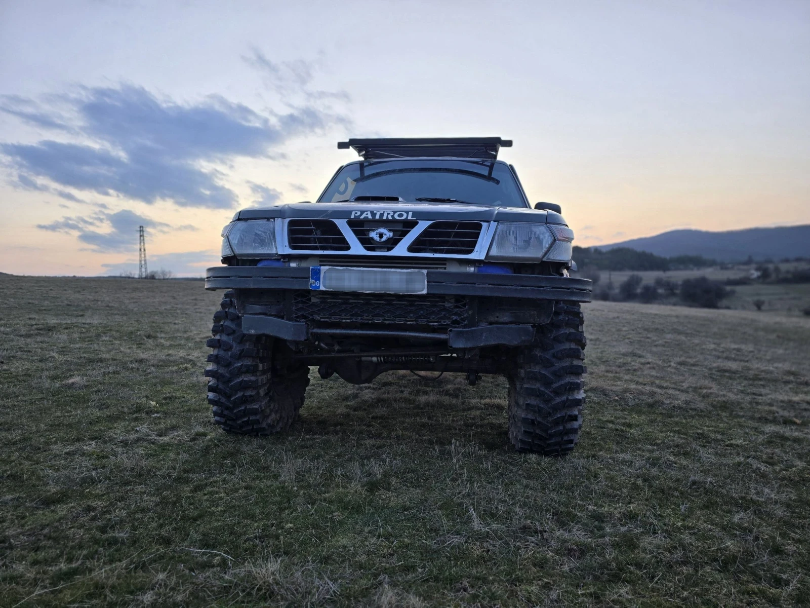 Nissan Patrol, снимка 6 - Автомобили и джипове - 53991268