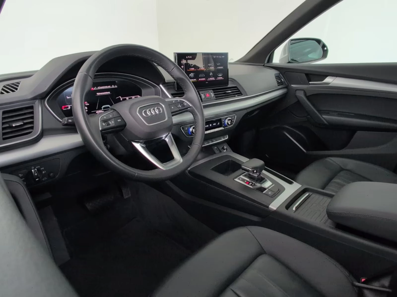 Audi Q5 QUATTRO/265HP/STRONIC/BLACK/PANO/360/MEMO/AHK/279q, снимка 8 - Автомобили и джипове - 54477258
