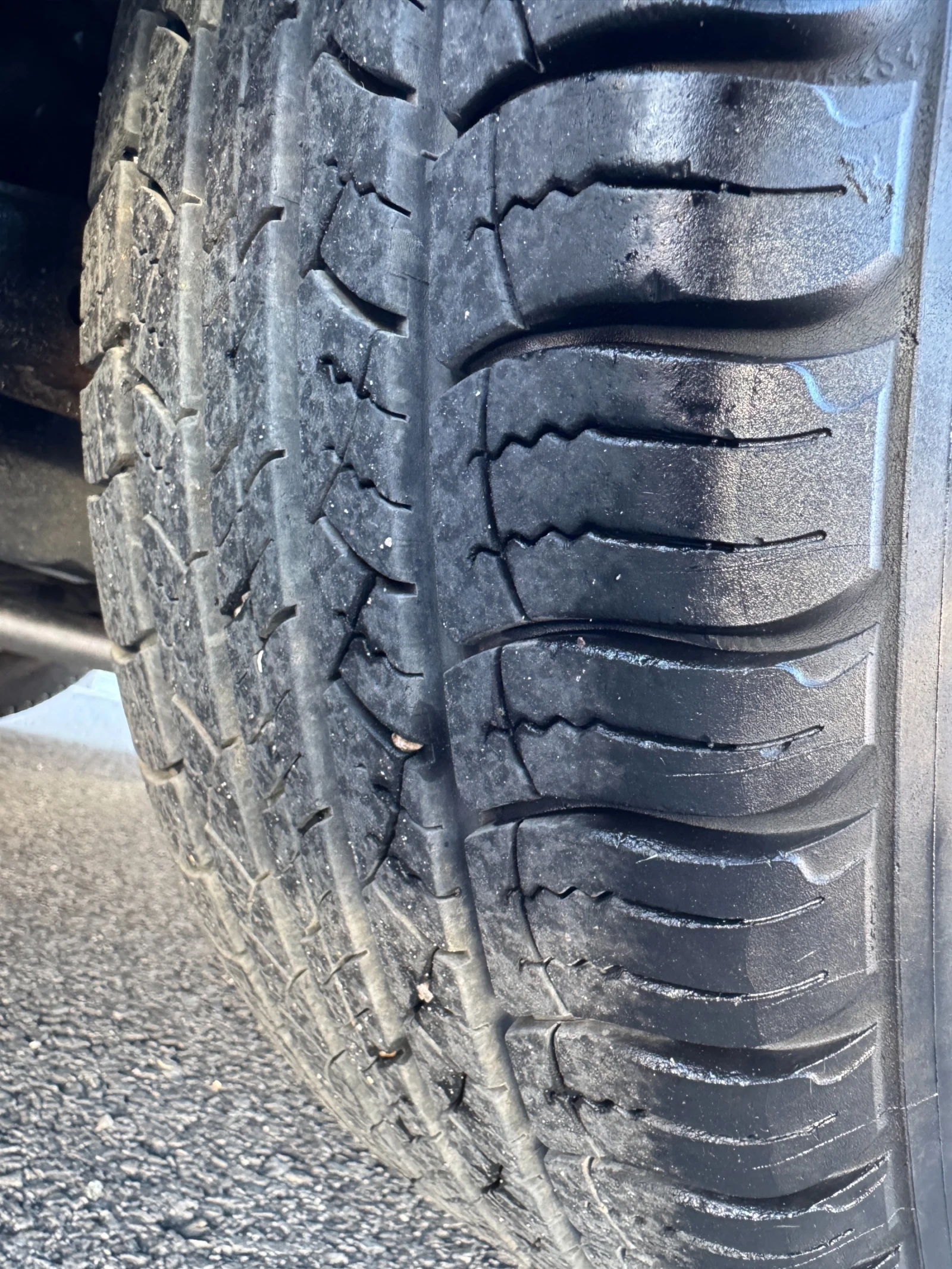 Toyota Rav4 2.2D-CAT 4X4, снимка 16 - Автомобили и джипове - 54665584