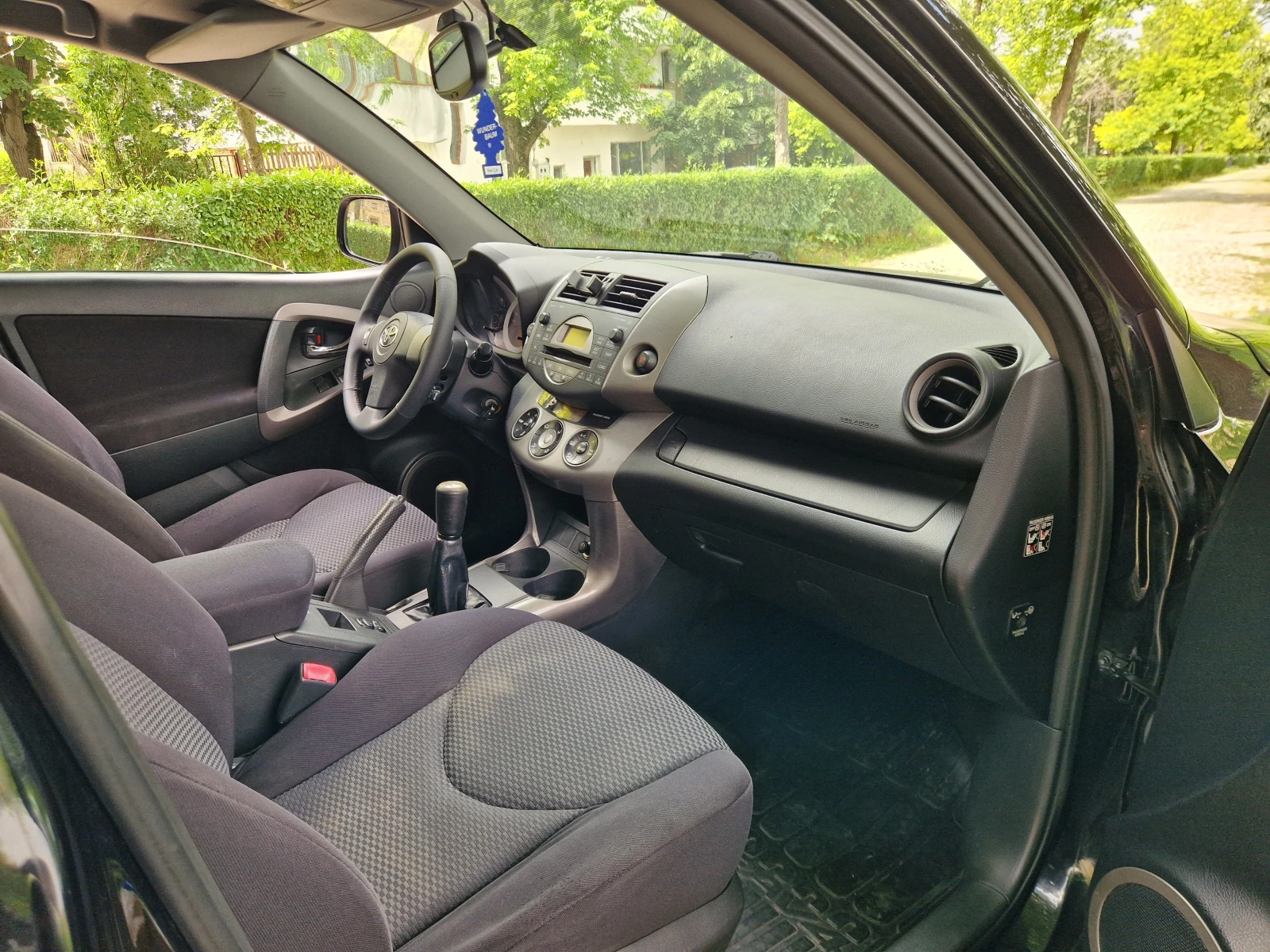 Toyota Rav4 4x4 ГАЗ/Бензин, снимка 9 - Автомобили и джипове - 54700973