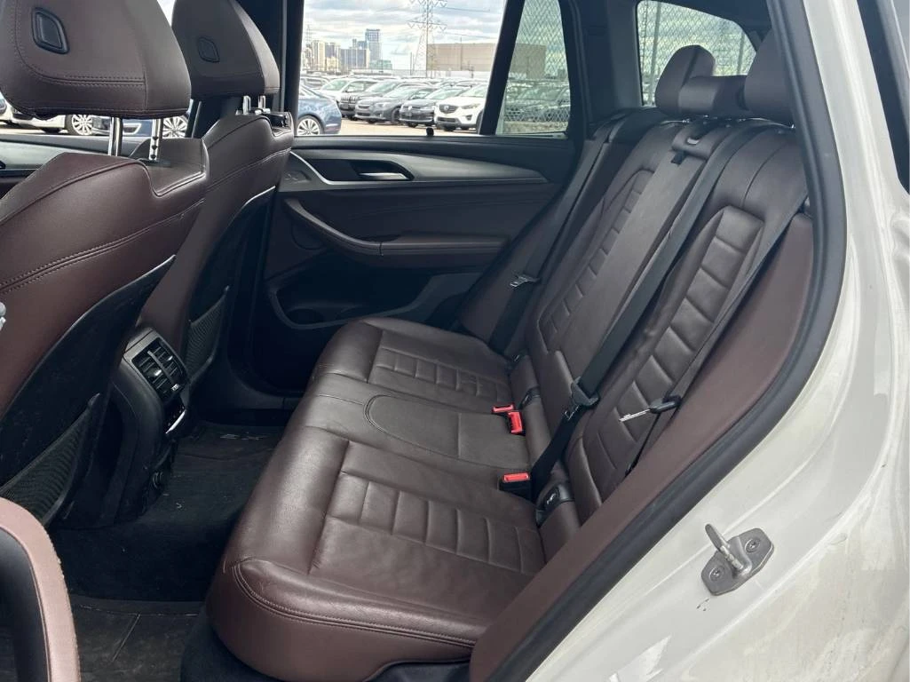 BMW X3 M40 | DISTRONIC | ПАНОРАМА | HARMAN KARDON | HUD |, снимка 16 - Автомобили и джипове - 54890987