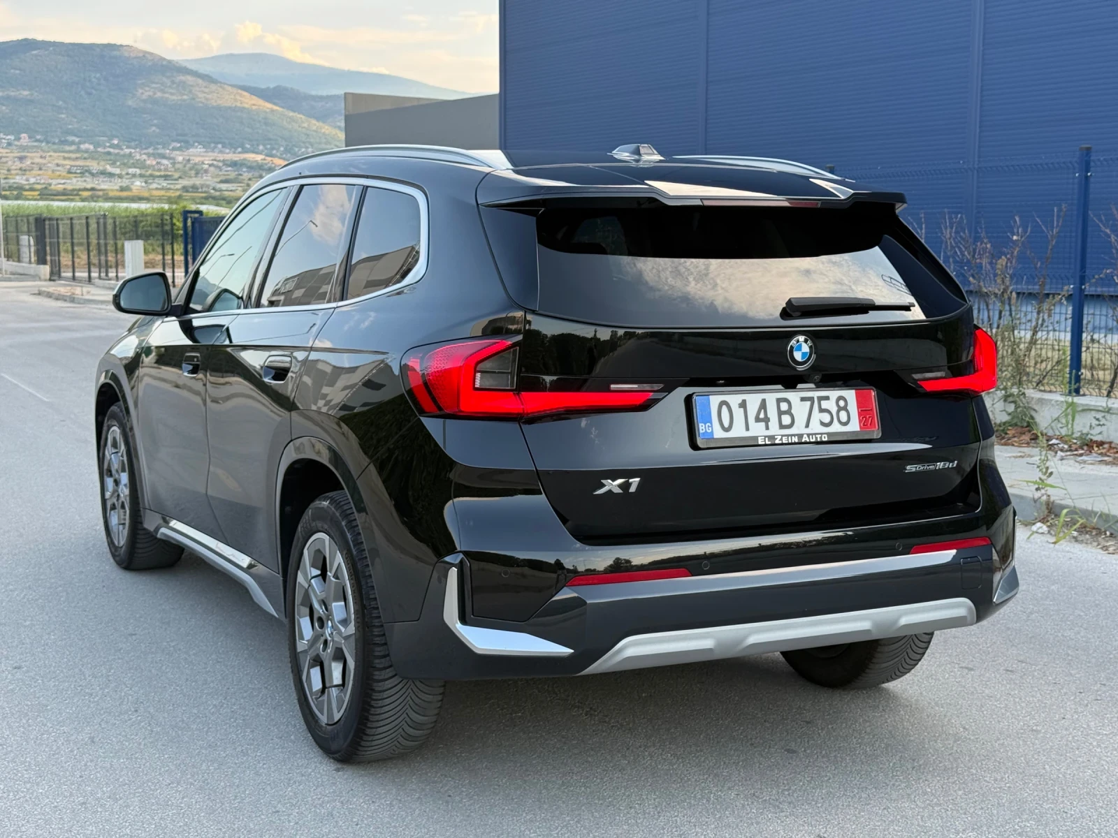 BMW X1 2.0D X Line/FULL LED/DIGITAL/КАМЕРА/ПЪЛНА ИСТОРИЯ, снимка 5 - Автомобили и джипове - 55900499