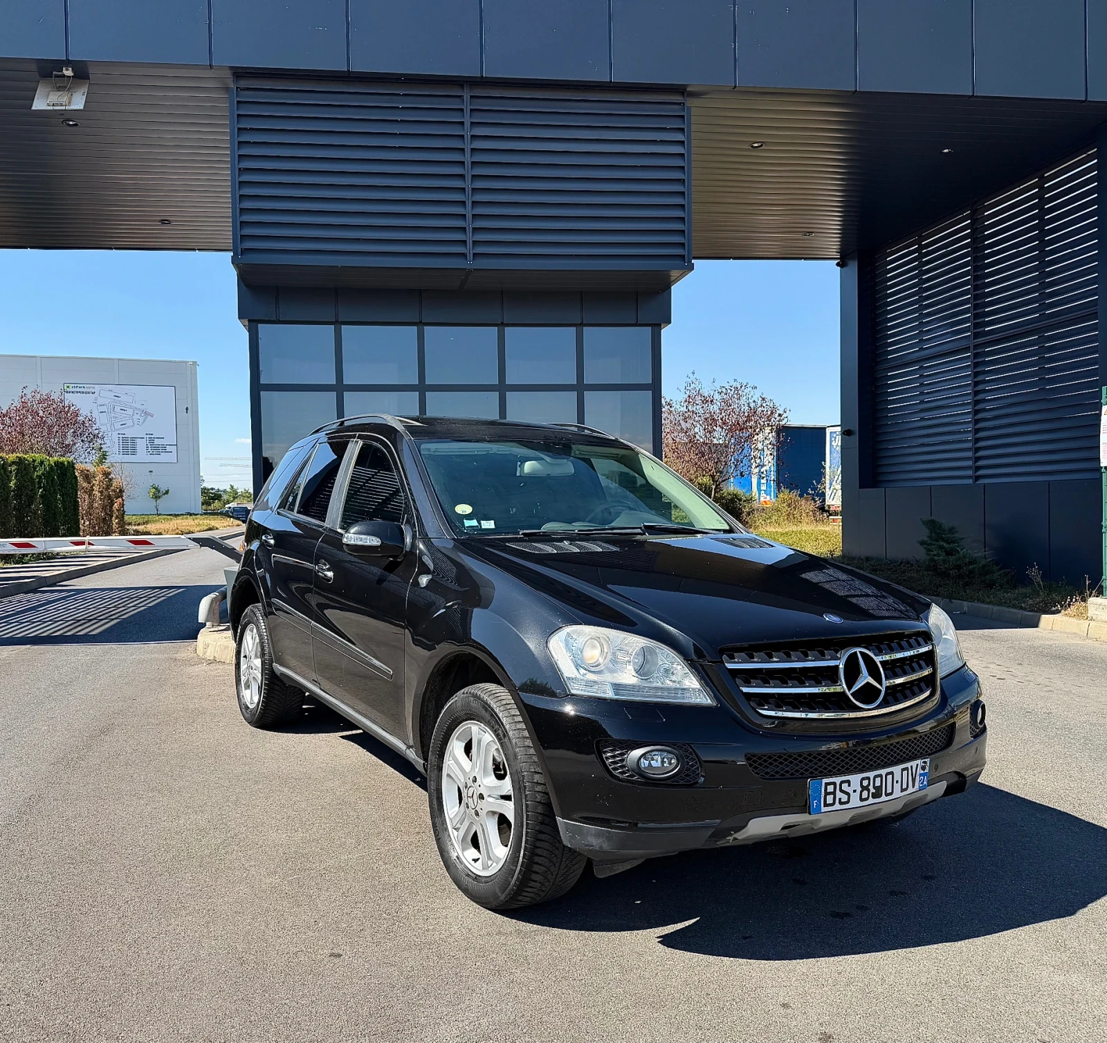 Mercedes-Benz ML 320 Пружини/Подгрев/Обдухване, снимка 4 - Автомобили и джипове - 56116237