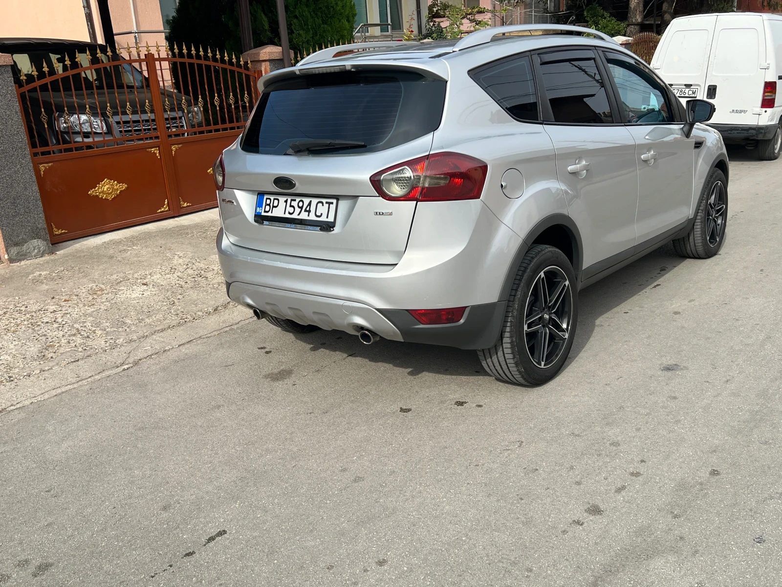 Ford Kuga, снимка 4 - Автомобили и джипове - 56144663