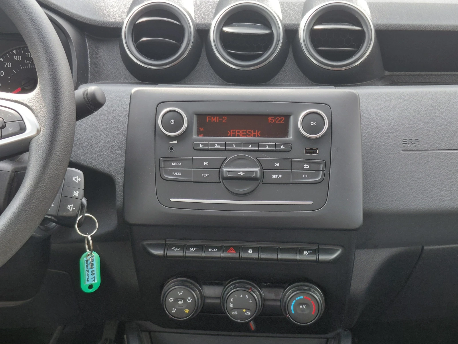 Dacia Duster 1.5 dCi/115к.с/Essential/4x4, снимка 10 - Автомобили и джипове - 56165431