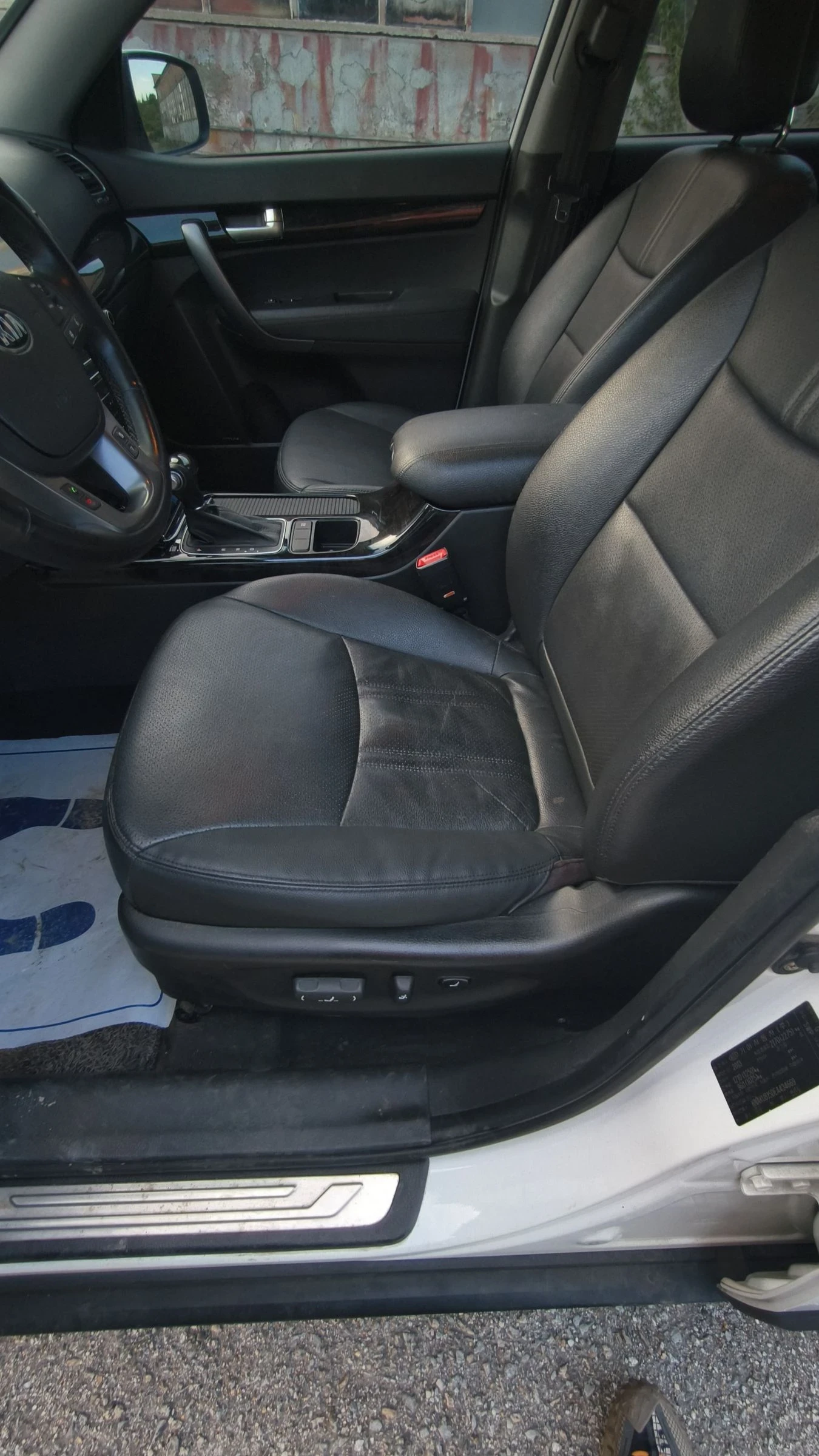 Kia Sorento 2.0 D 184�.�. 4�4 | Mobile.bg � ����������� 7