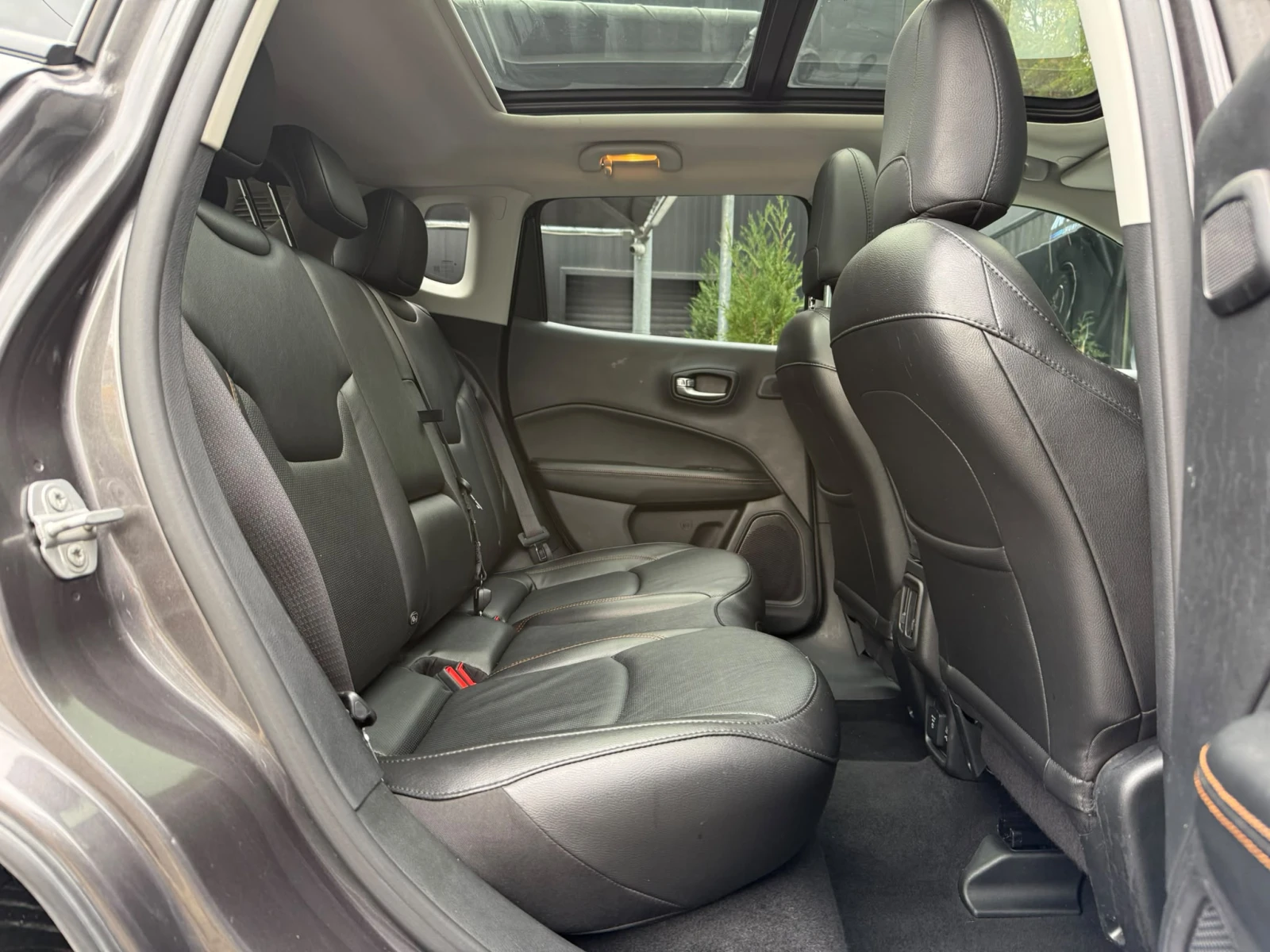 Jeep Compass LIMITED/CAMERA/ALPIN, снимка 14 - Автомобили и джипове - 56611911