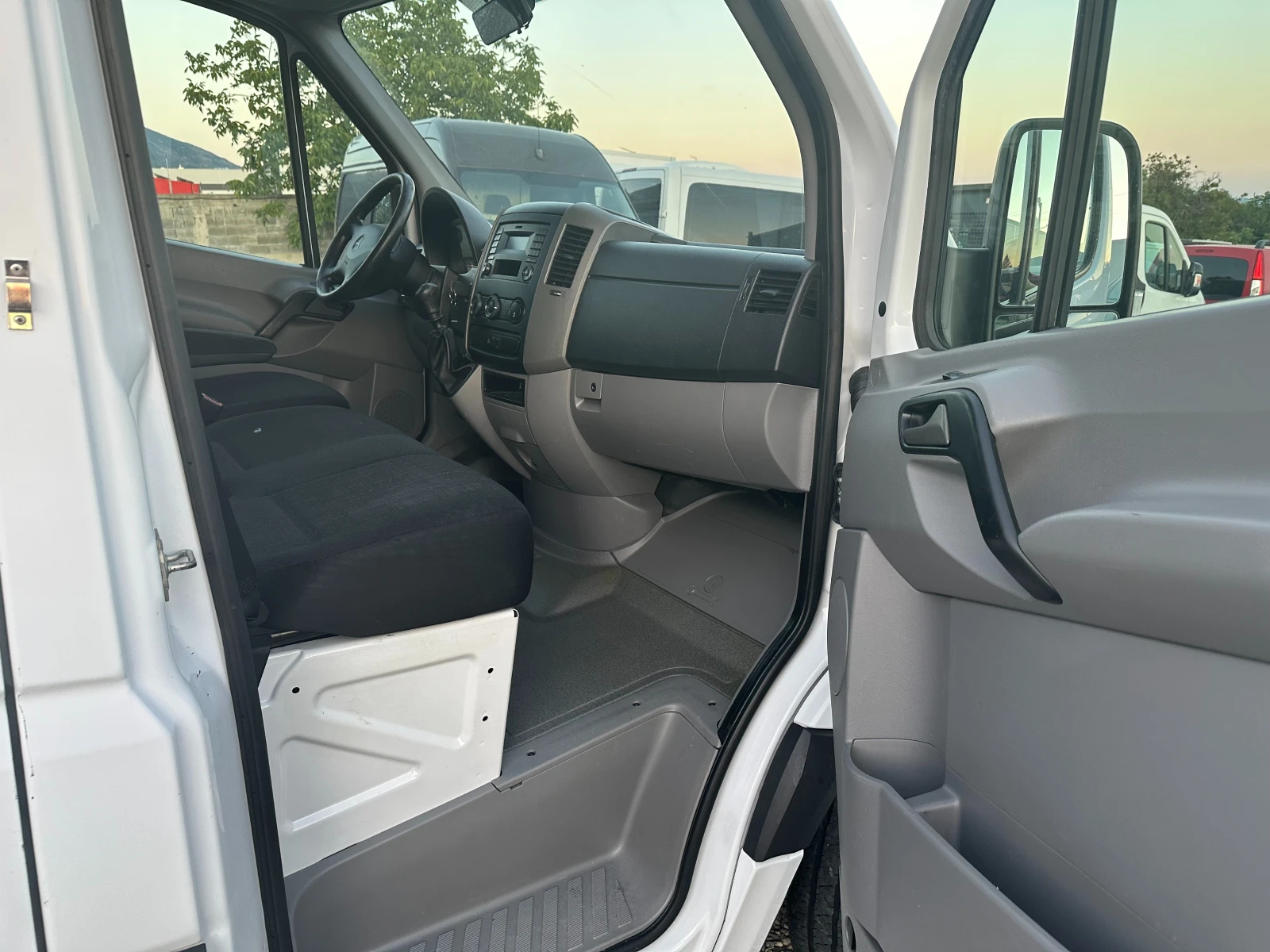 Mercedes-Benz Sprinter 316 klimatronik/MAXI, снимка 7 - Бусове и автобуси - 55501728