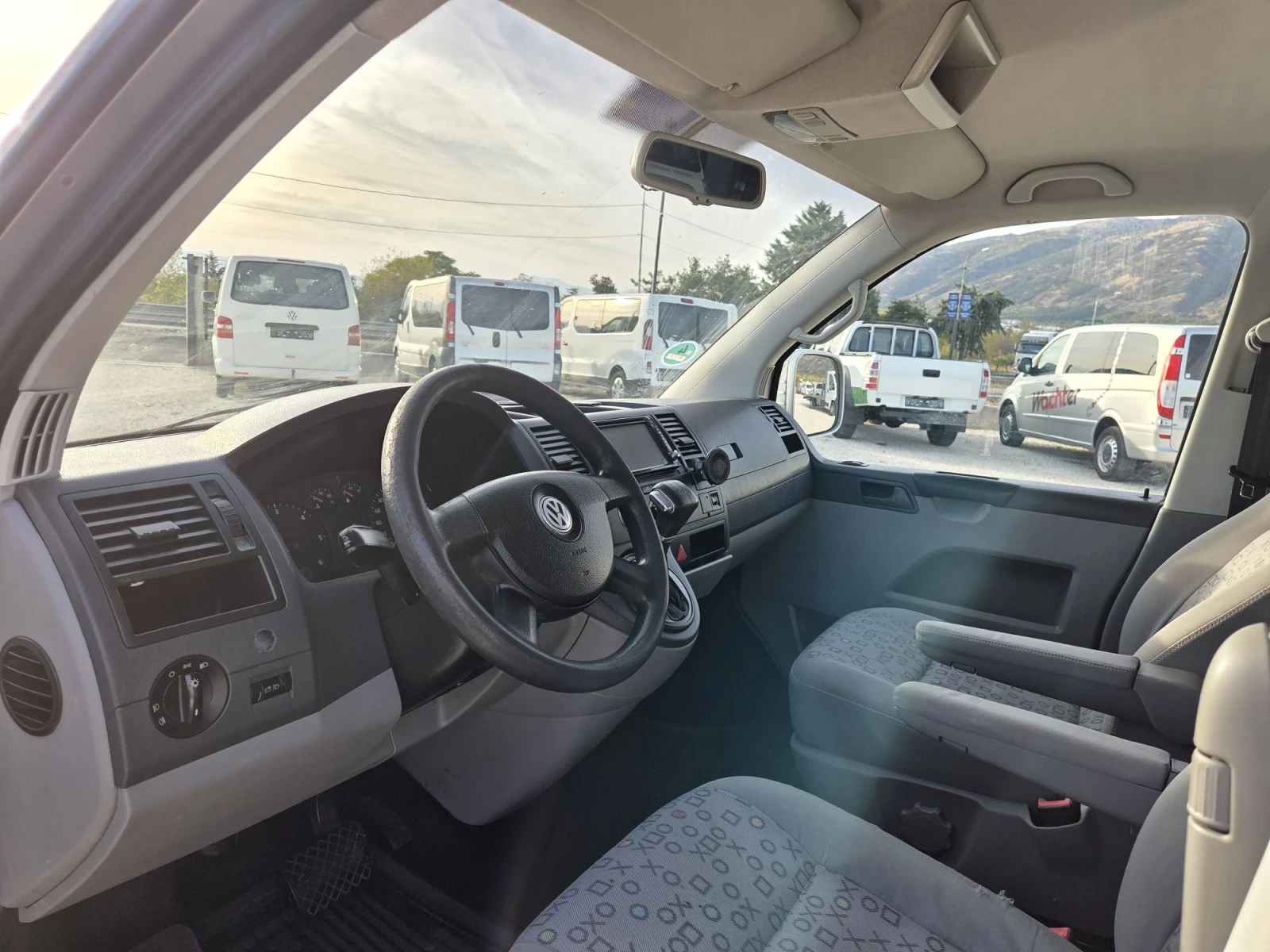 VW Transporter, снимка 7 - Бусове и автобуси - 56400023