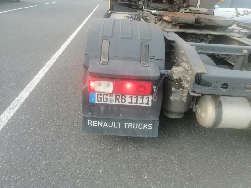 Renault T, снимка 8 - Камиони - 52071242