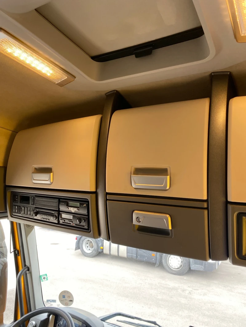 Renault T, снимка 6 - Камиони - 52071242