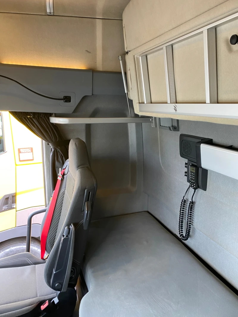 Renault T, снимка 3 - Камиони - 52071242