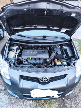 Toyota Auris Топ състояние 106456км, снимка 11 - Автомобили и джипове - 45619054