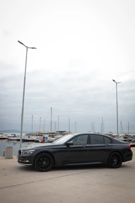 BMW 750 i xDrive M , снимка 9