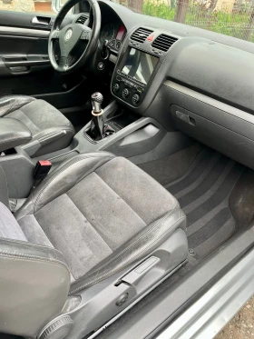 Обява за продажба на VW Golf Golf 5 2.0 TDI - 6 скорости ~3 999 лв. - изображение 9 | Auto.bg Обява за продажба на VW Golf Golf 5 2.0 TDI - 6 скорости ~3 999 лв. - изображение 9