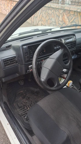 VW Golf 1.6 БЕНЗИН/ГАЗ , снимка 7