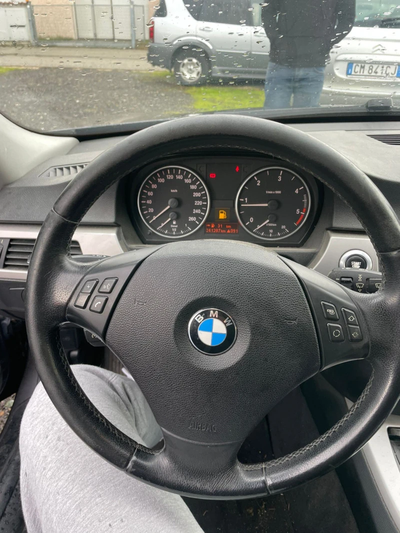 BMW 320 320d 163k на части, снимка 8 - Автомобили и джипове - 47977960