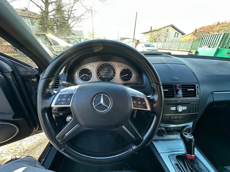 Mercedes-Benz C 320 CDI, снимка 10 - Автомобили и джипове - 48092049