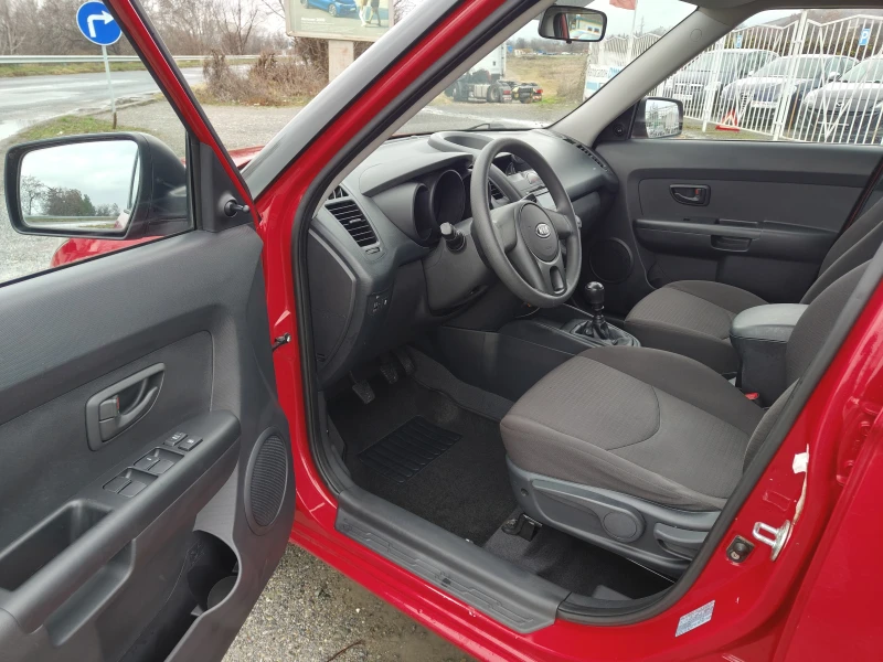 Kia Soul 1.6i Газова уредба , снимка 7 - Автомобили и джипове - 48452152