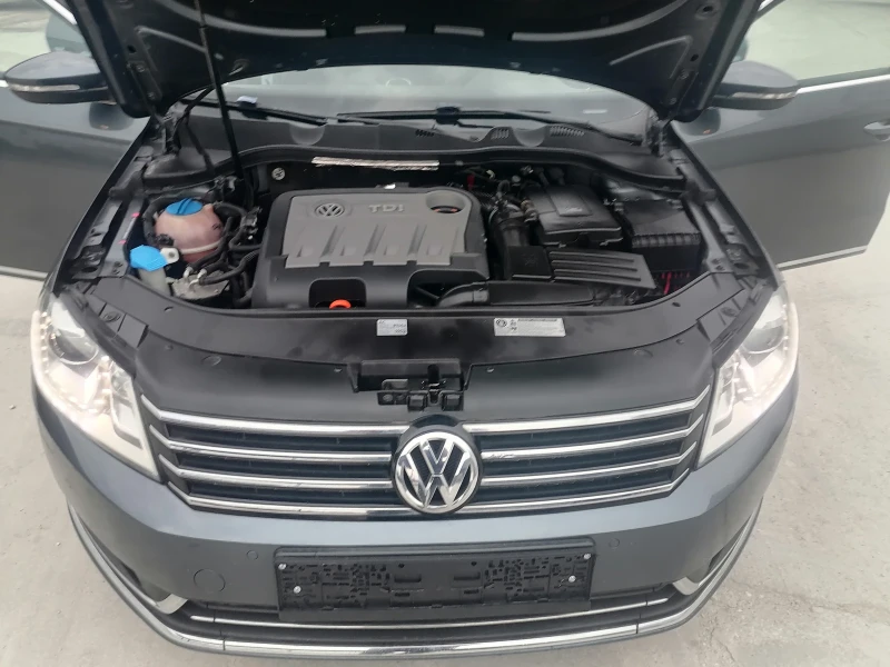 VW Passat * NAVI* * КОЖА* * AVTOMAT* * FULL* * BLUEMOTION* , снимка 15 - Автомобили и джипове - 48601485