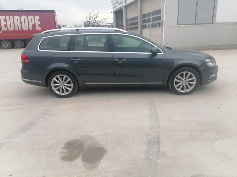 VW Passat * NAVI* * КОЖА* * AVTOMAT* * FULL* * BLUEMOTION* , снимка 7 - Автомобили и джипове - 48601485