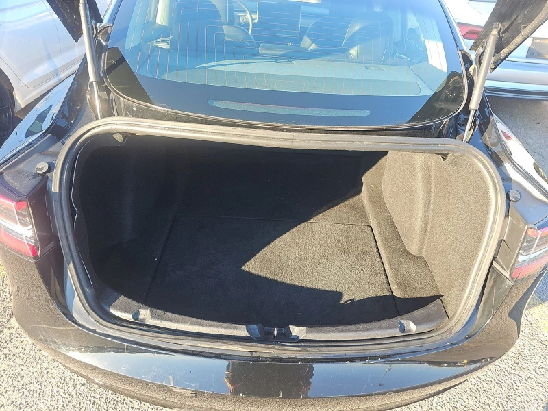 Tesla Model 3 Standard Range, снимка 16 - Автомобили и джипове - 52588934