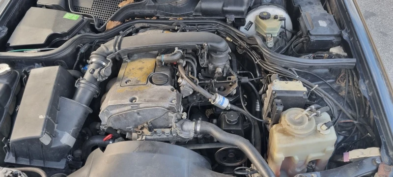 Mercedes-Benz E 230 2.3 ГАЗ, снимка 7 - Автомобили и джипове - 52751517