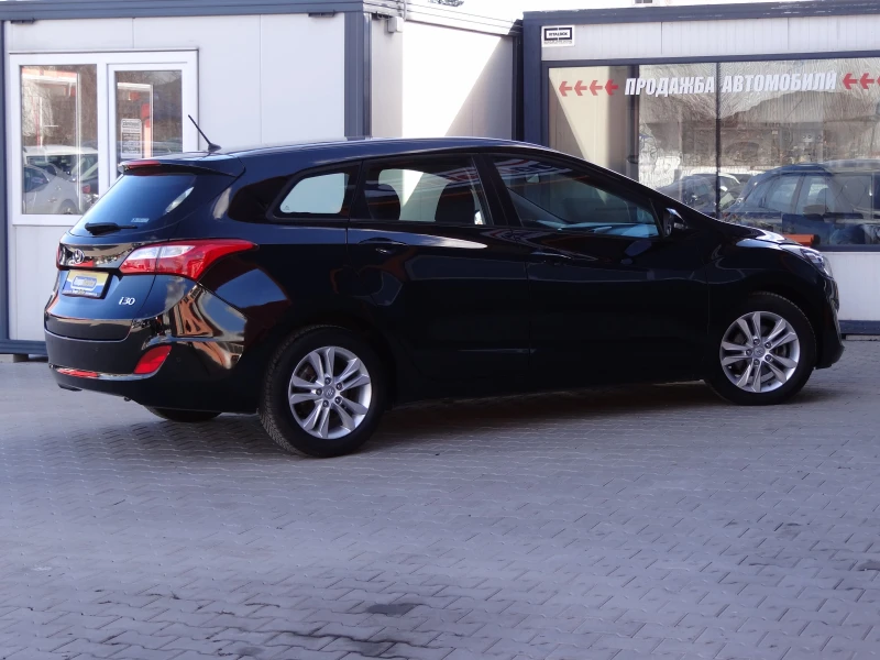 Hyundai I30 1.4i - 100k.c. /Климатроник/6-скорости/Euro - 5B/, снимка 5 - Автомобили и джипове - 52943482