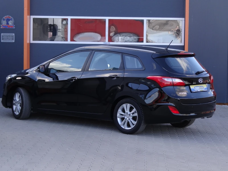 Hyundai I30 1.4i - 100k.c. /Климатроник/6-скорости/Euro - 5B/, снимка 3 - Автомобили и джипове - 52943482
