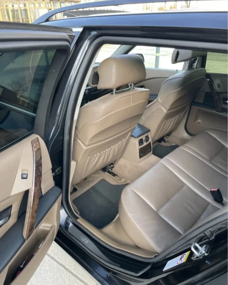 BMW 530, снимка 11 - Автомобили и джипове - 53036011