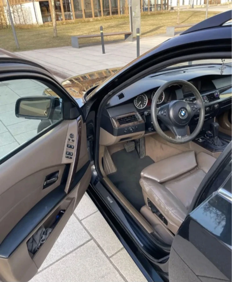 BMW 530, снимка 8 - Автомобили и джипове - 53036011