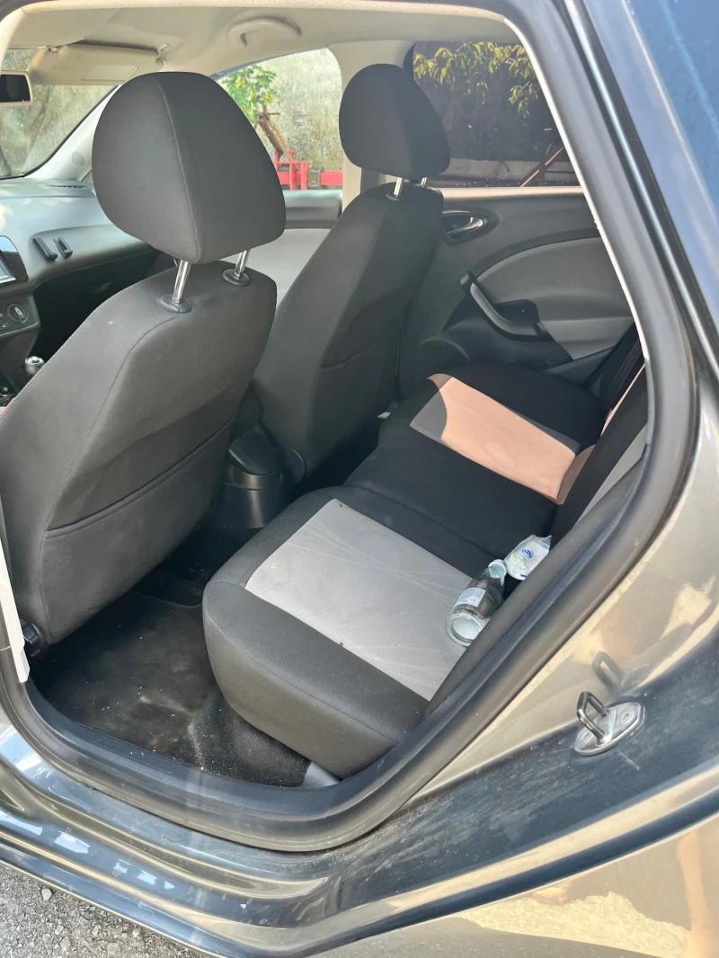 Seat Ibiza 1.2tdi, снимка 6 - Автомобили и джипове - 53449017