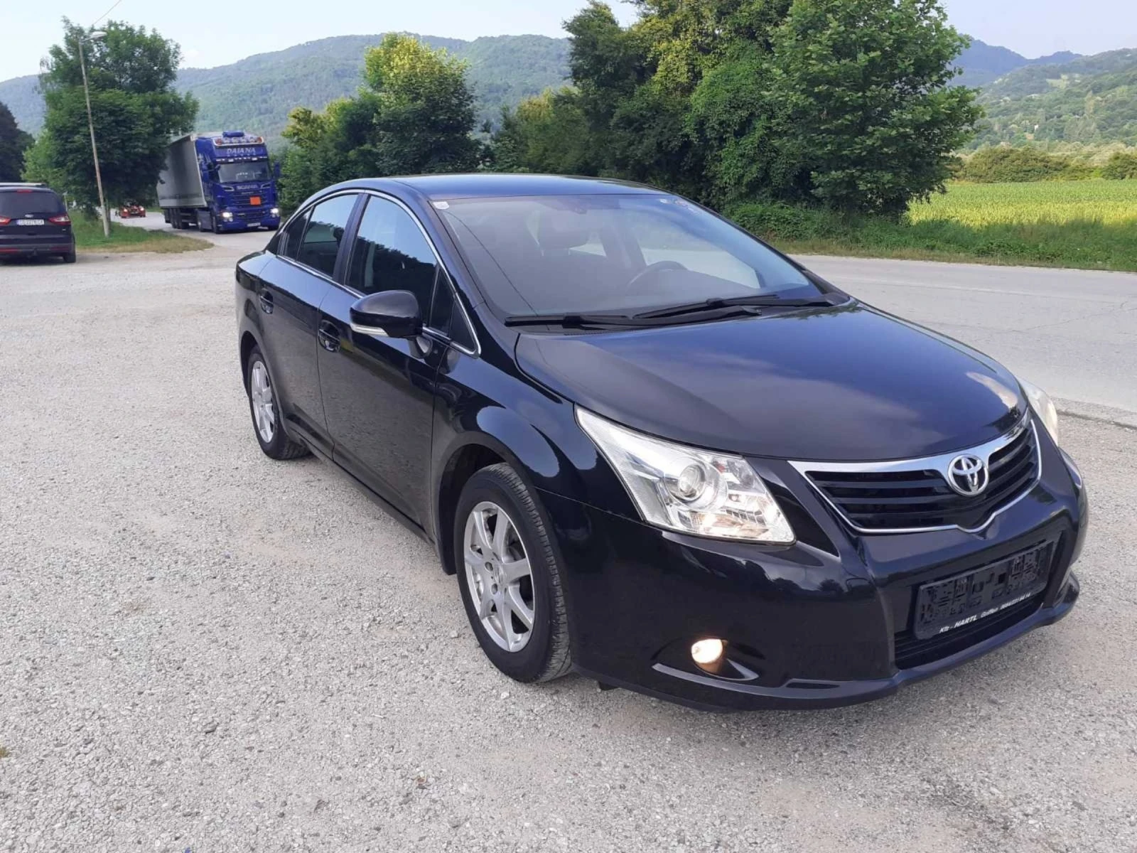 Toyota Avensis 2.0 D4D 126k.c. мотор с верига, климатроник  - изображение 2