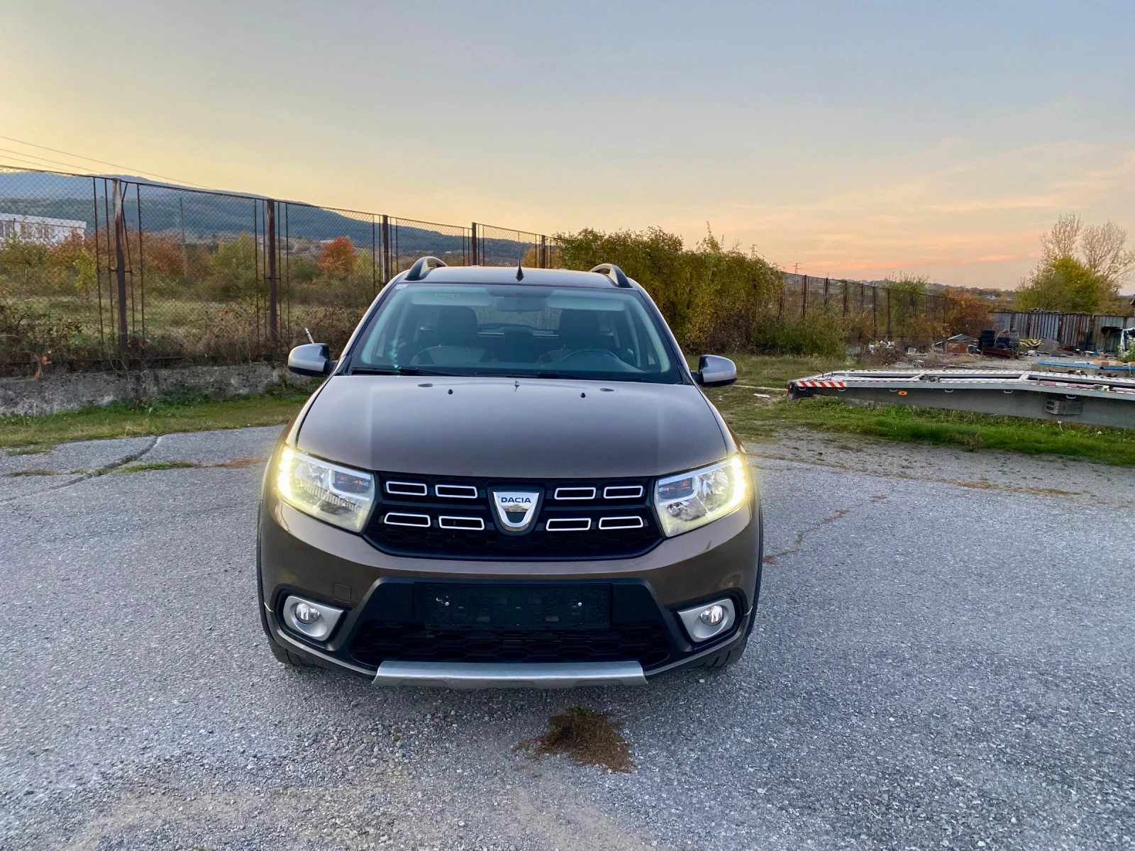 Dacia Logan StepWay MCV Navi EU6W - изображение 2