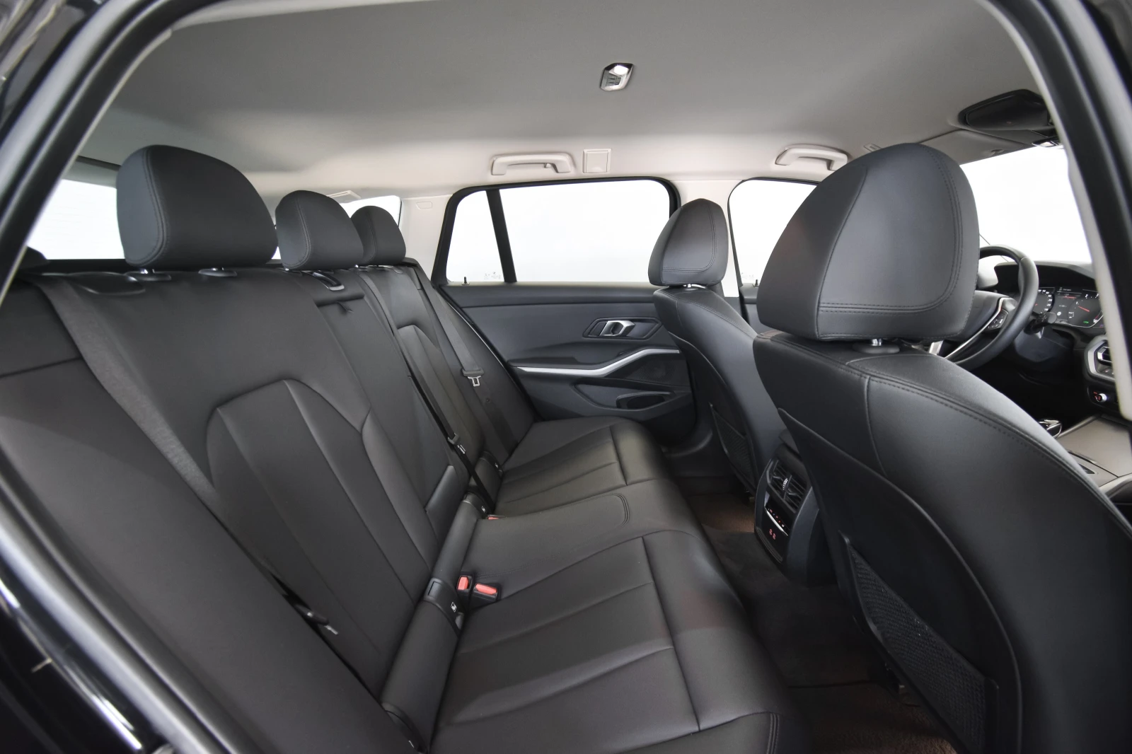 BMW 320 G21/MildHybrid/Steptronic | Mobile.bg   12