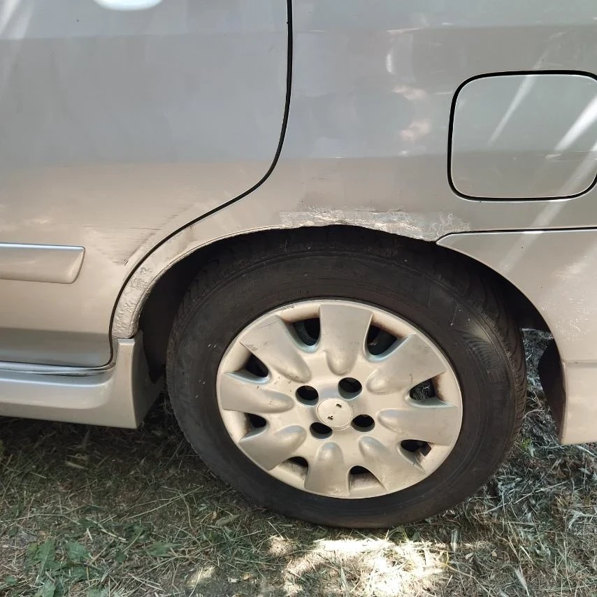 Suzuki Liana 1.6 - изображение 4