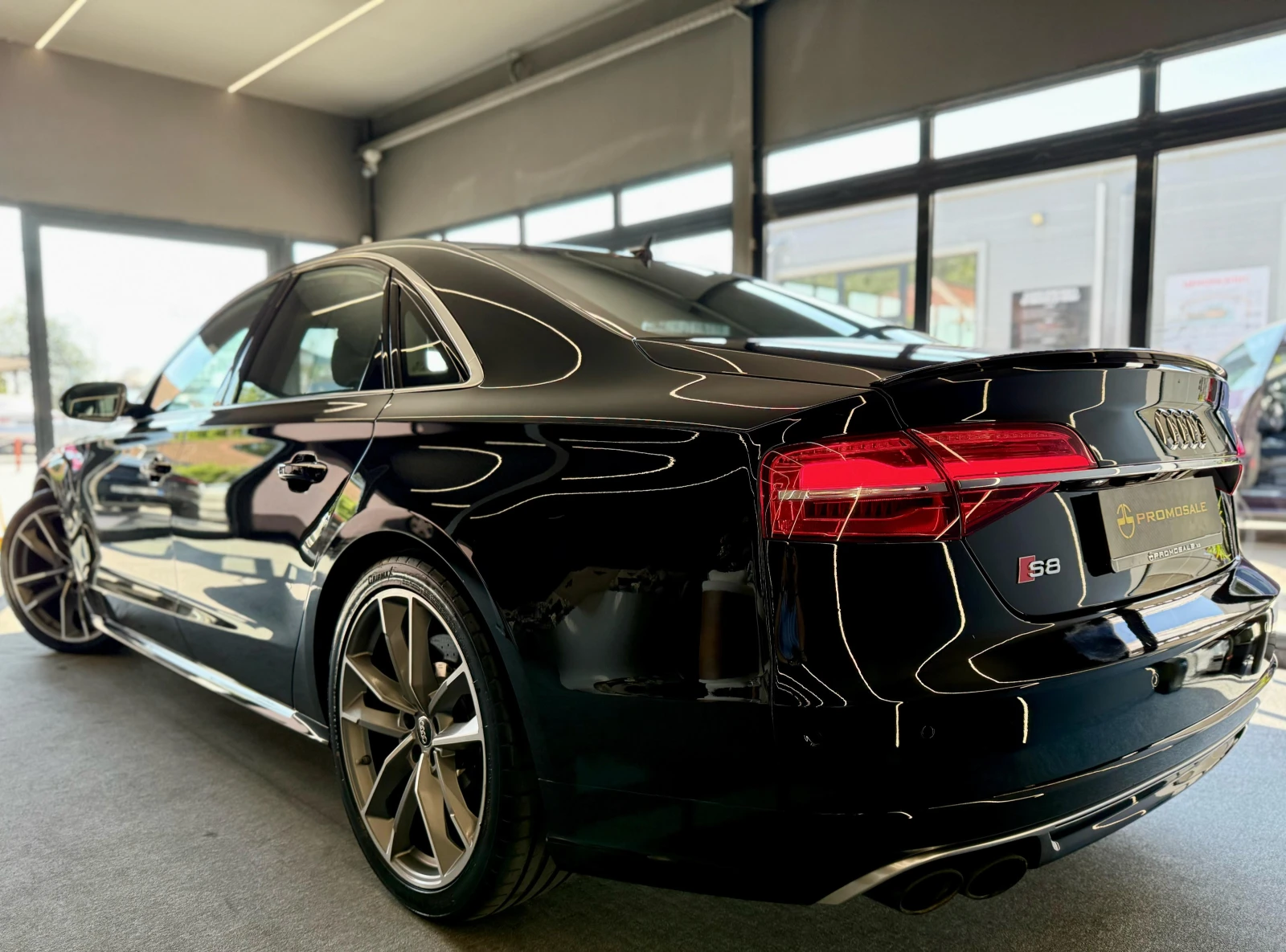 Audi S8 Plus* Carbon* Лизинг* Bose* Ceramic - изображение 4