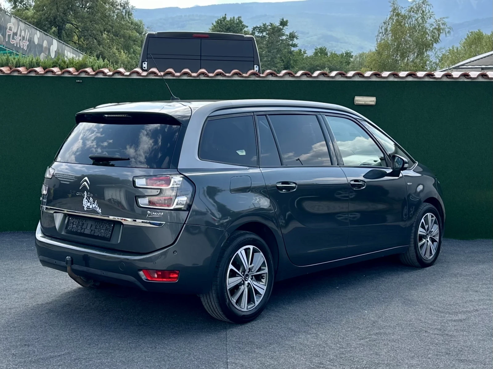 Citroen C4 Picasso Exclusive KeyLessGO Масаж Камера 6+ 1 - изображение 4