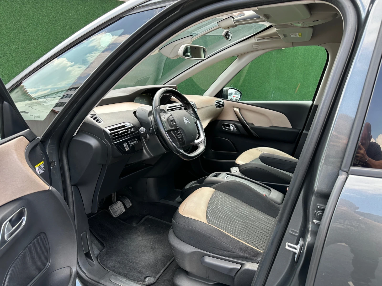 Citroen C4 Picasso Exclusive KeyLessGO Масаж Камера 6+ 1 - изображение 7