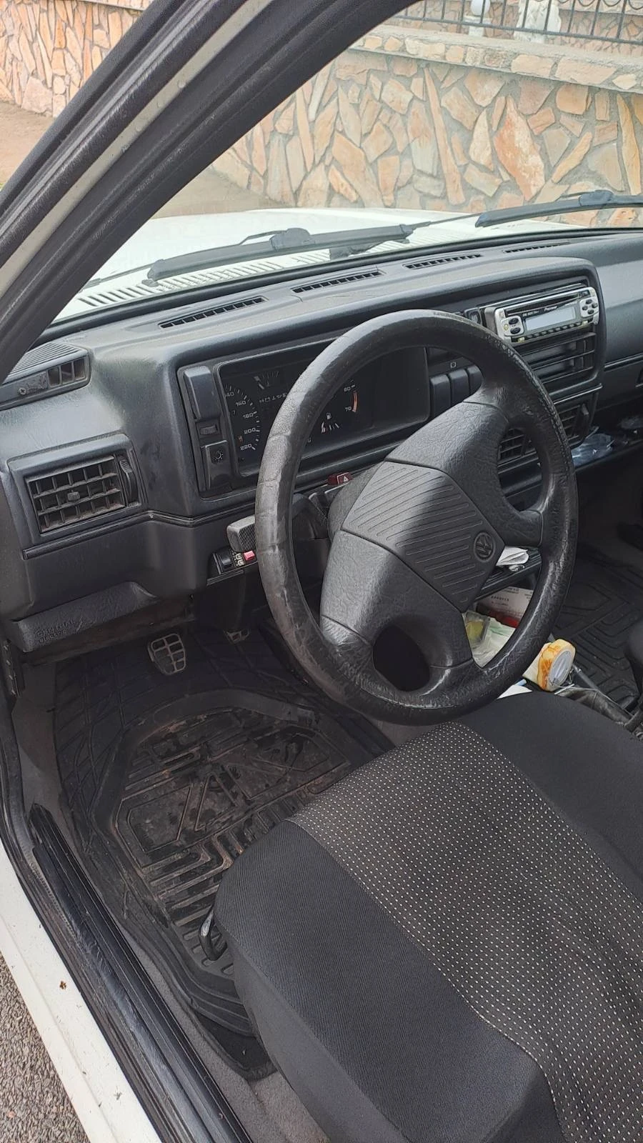 VW Golf 1.6 БЕНЗИН/ГАЗ  - изображение 7