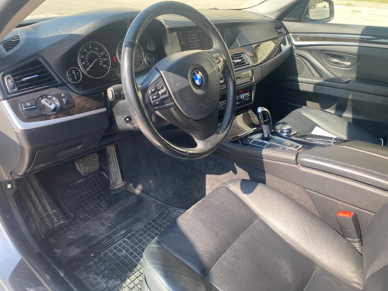 BMW 528 528i xDrive, снимка 5 - Автомобили и джипове - 53739355