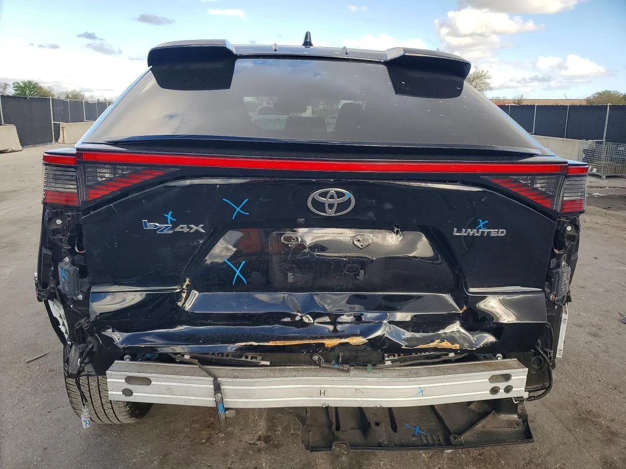 Toyota bZ4X LIMITED  | Mobile.bg � ����������� 5