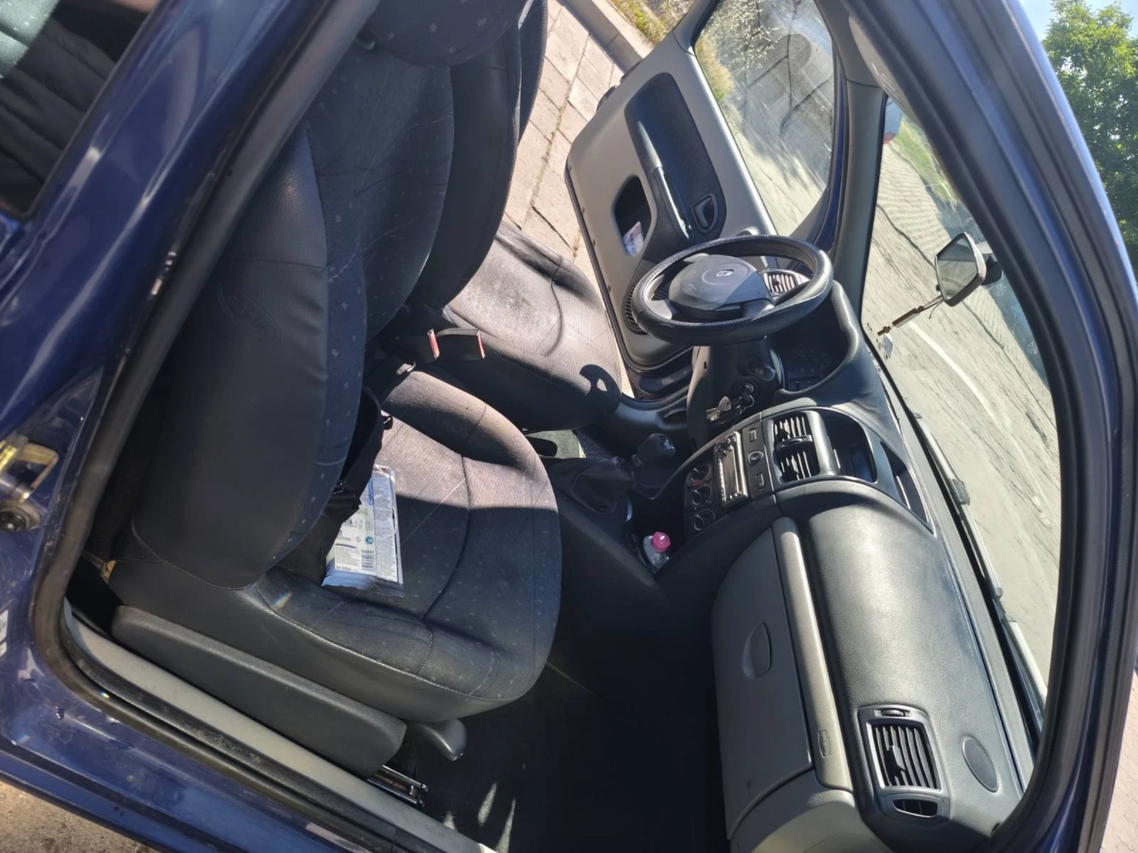 Renault Clio, снимка 9 - Автомобили и джипове - 54903592